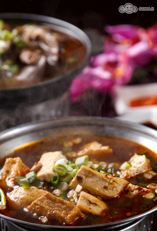 三拾堂食府】双人风味美馔〈红烧酸菜/照片鸭豆腐米线肥肠图片