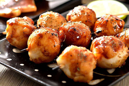 只要89元起(满五份免运费),即可享有正港澎湖手工花枝丸〈一包/五包