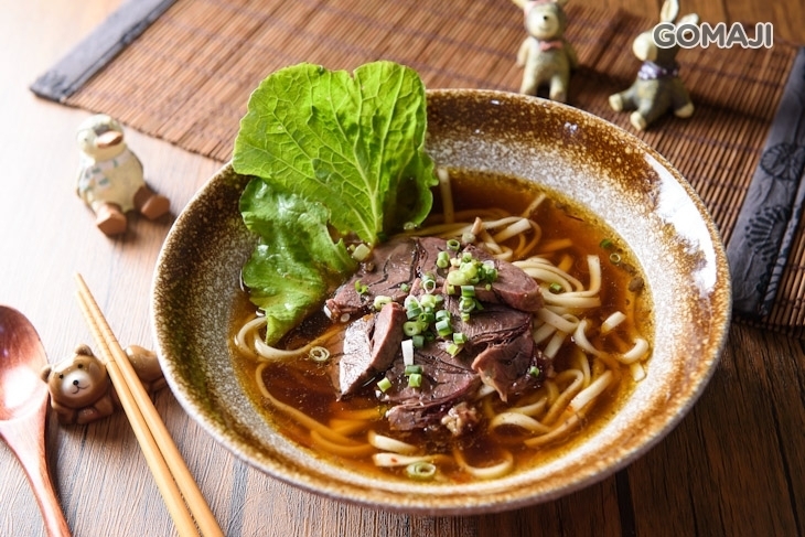 開朗先生の牛肉麵