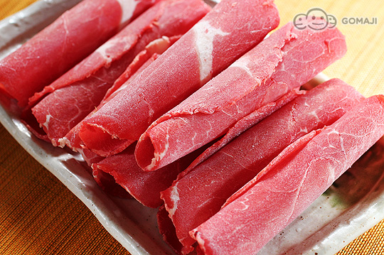 〈含超人气寿喜烧定食(牛肉/猪肉)/日式风味咖哩锅(牛肉/猪肉)/胜丼