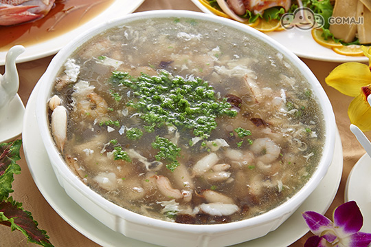 蚝油素鲍鱼一份   葱油海鸡母一份   笋干东坡肉一份   炖盅四宝汤