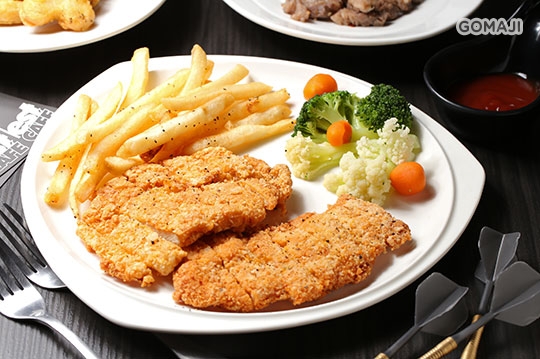 炸鸡排套餐(含当季蔬菜 薯条)