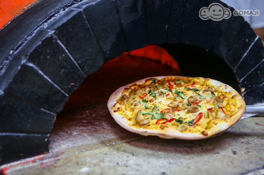 只要138元,即可享有【佛尔诺窑烤披萨】10吋大披萨分享餐〈198元以下