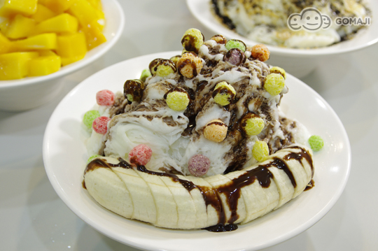 〈特别推荐:巧克力恶魔,草莓冰沙,芒果牛奶雪花冰,美人香蕉船等等〉