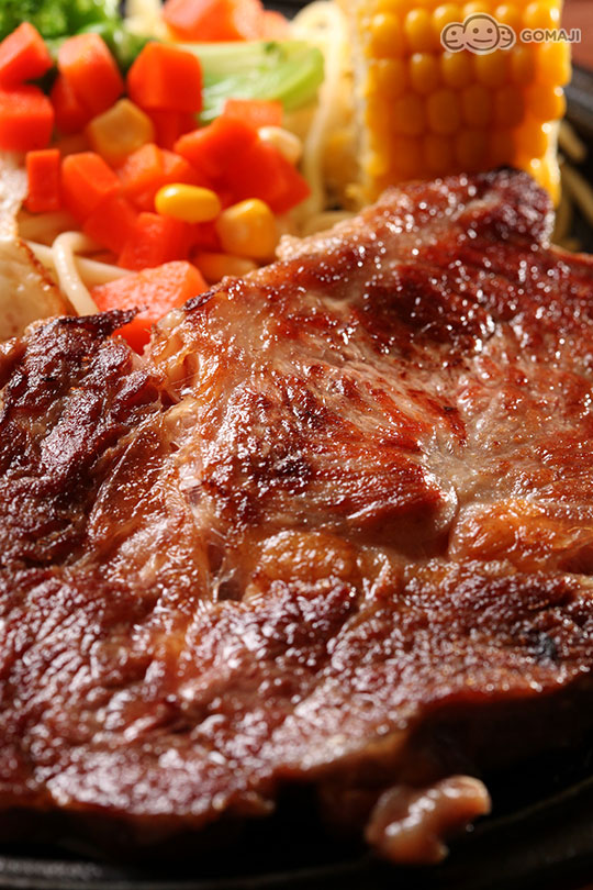 只要99元起,即可享有【紫牛牛排馆】a.超值牛排套餐一份 / b.