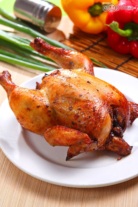 只要168元(双人价),即可享有原价298元【六星烤鸡】六星烤全鸡一只